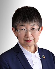 二村　睦子
（ふたむら ちかこ）